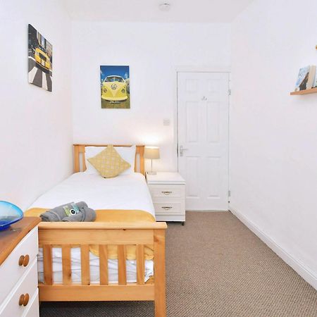 Townhouse @ Hanley Road Stoke Esterno foto