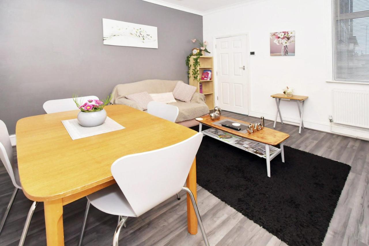 Townhouse @ Hanley Road Stoke Esterno foto