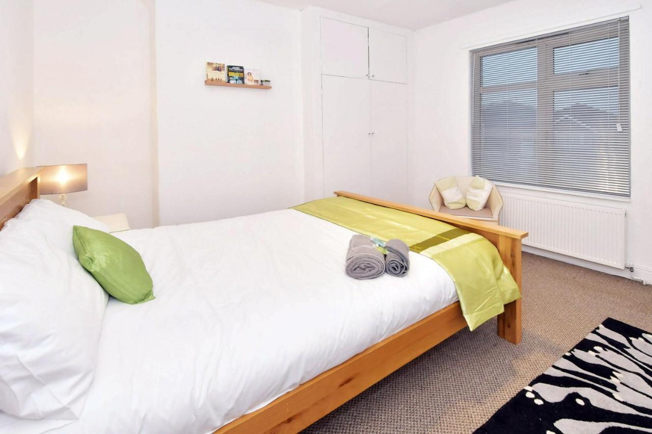 Townhouse @ Hanley Road Stoke Esterno foto